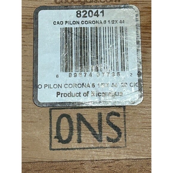 Cao Pilon Robusto Empty Wooden Cigar Box 8.75x6x2 - Picture 6 of 6